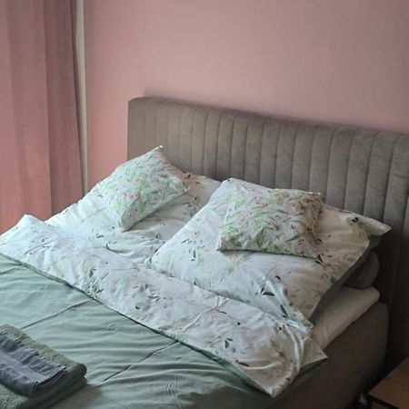 Apartament 3 Pokojowy Lub Pokoj W Mieszkaniu W Nowym Bloku Varsovia Exterior foto