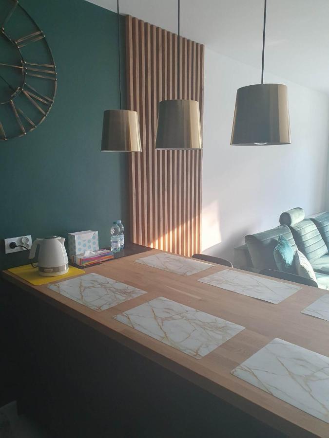 Apartament 3 Pokojowy Lub Pokoj W Mieszkaniu W Nowym Bloku Varsovia Exterior foto