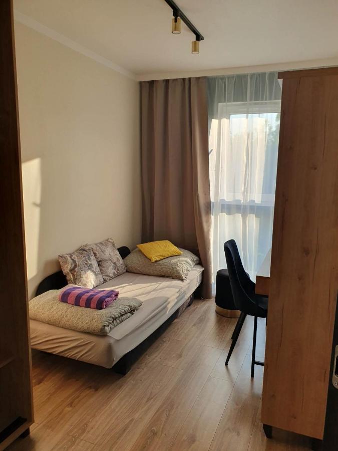 Apartament 3 Pokojowy Lub Pokoj W Mieszkaniu W Nowym Bloku Varsovia Exterior foto
